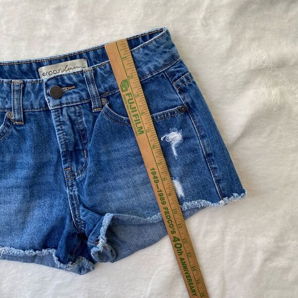 Rip curl Womens Denim Shorts cut off distressed Surf beachy Size 25 - Picture 4 of 9